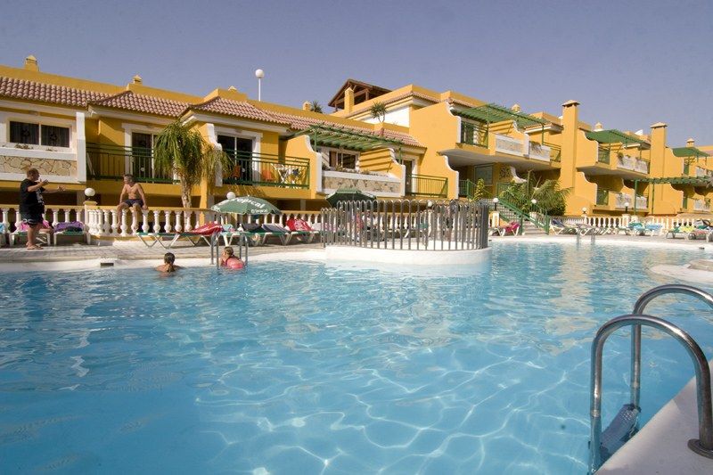 Caleta Garden Aparthotel Caleta De Fuste Exteriör bild