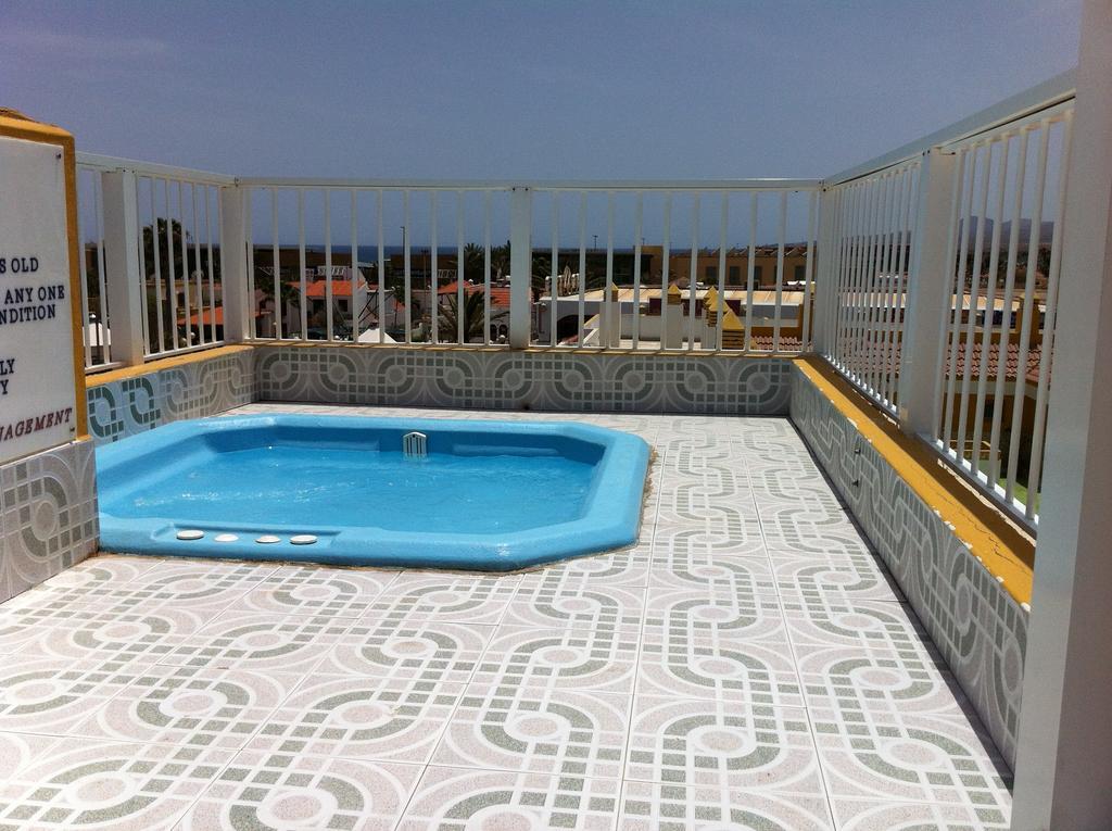 Caleta Garden Aparthotel Caleta De Fuste Exteriör bild